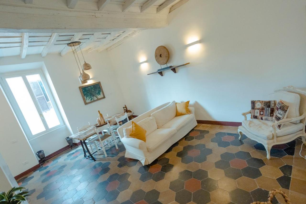 Domus Superior Navona - Pantheon Apartment Рим Екстериор снимка