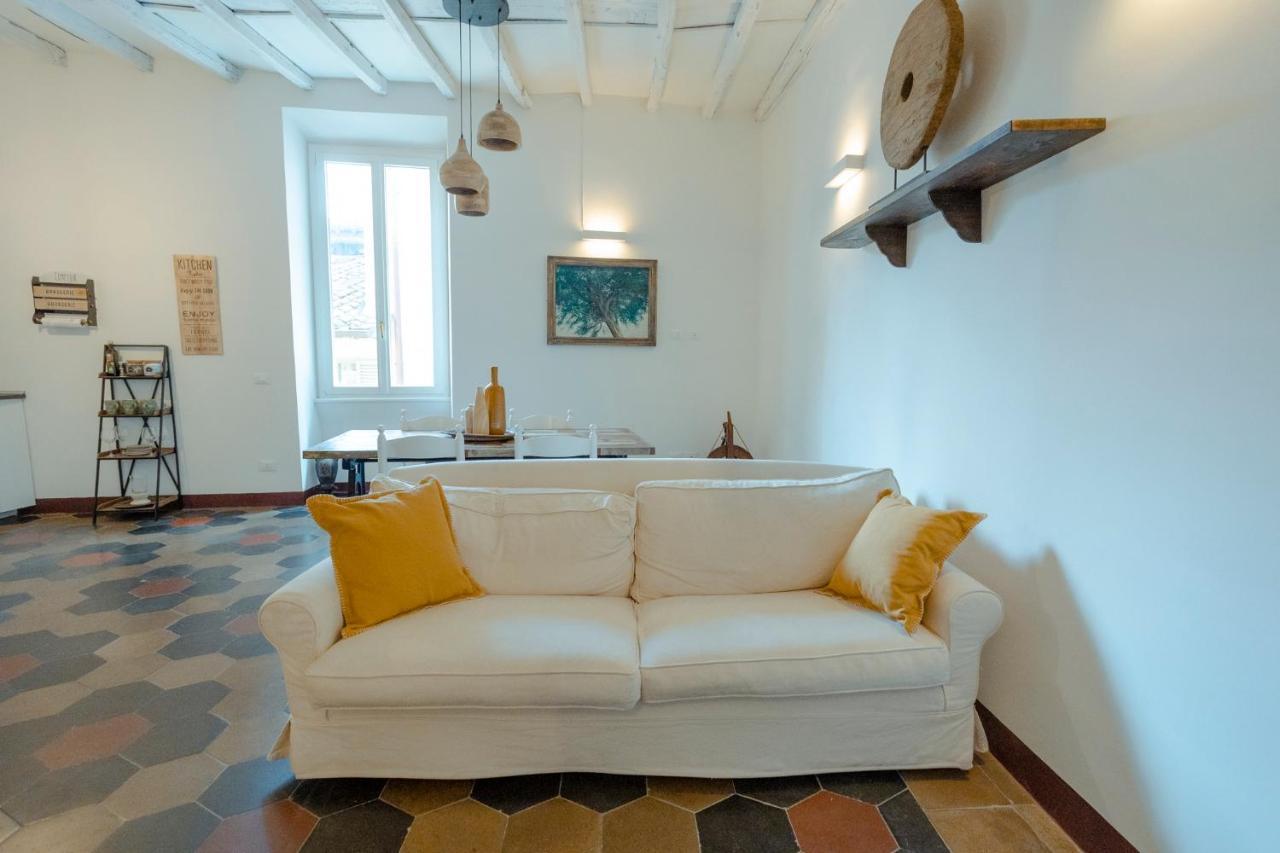 Domus Superior Navona - Pantheon Apartment Рим Екстериор снимка