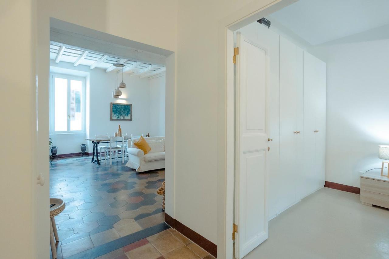 Domus Superior Navona - Pantheon Apartment Рим Екстериор снимка